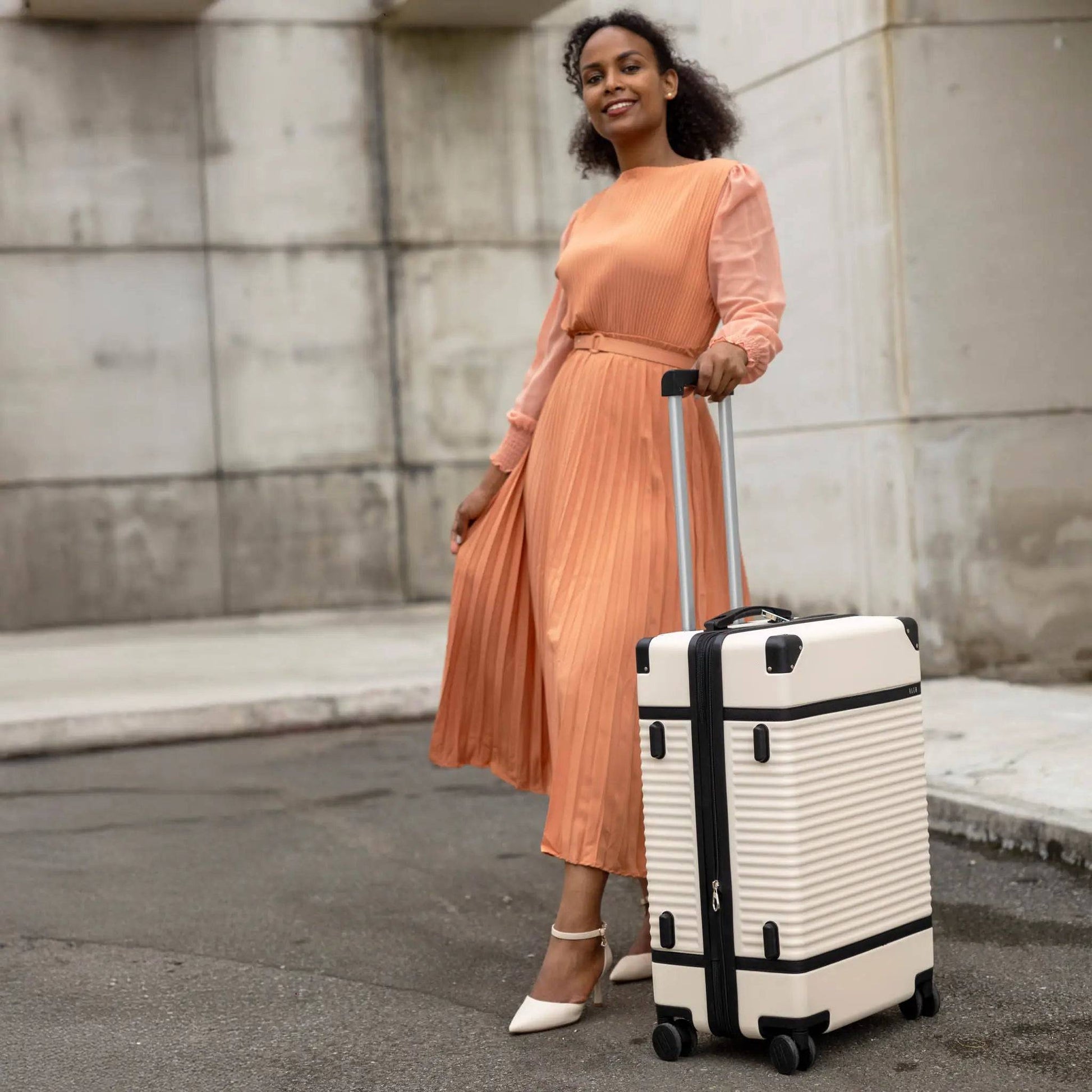 ELLE Belleville Retro Luggage Set - Stiles Supply Co.