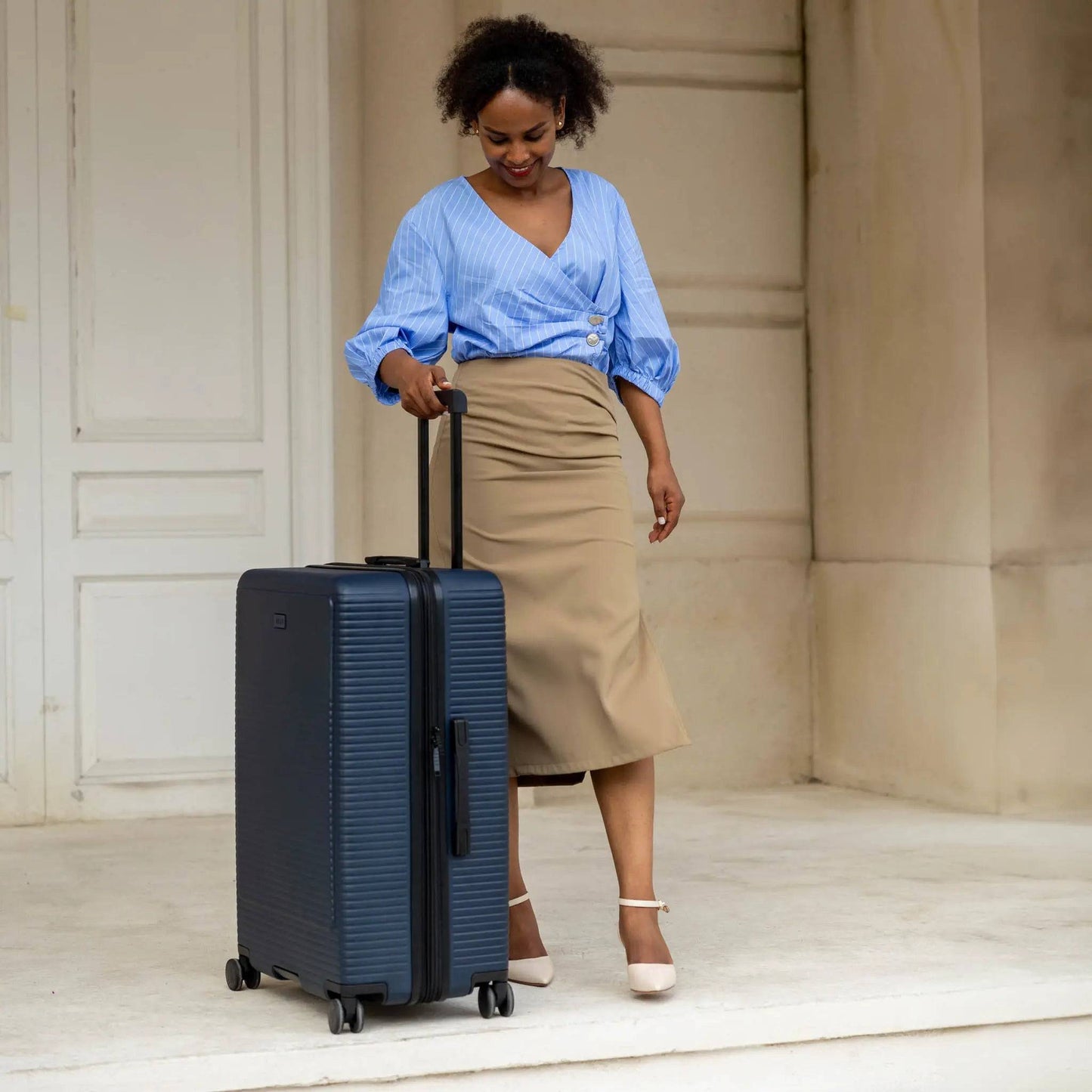 ELLE Passage Sleek Luggage Set - Stiles Supply Co.