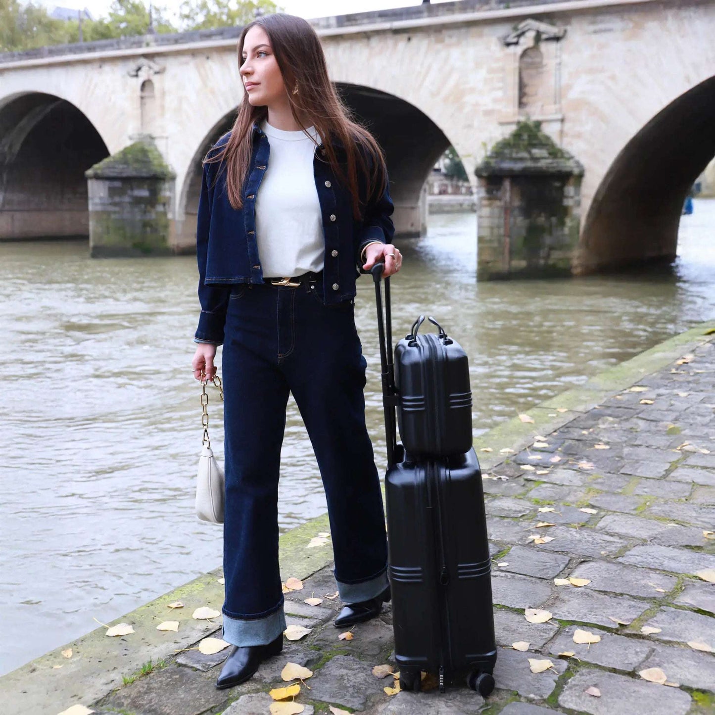 ELLE Expedition Polycarbonate Luggage Set - Stiles Supply Co.