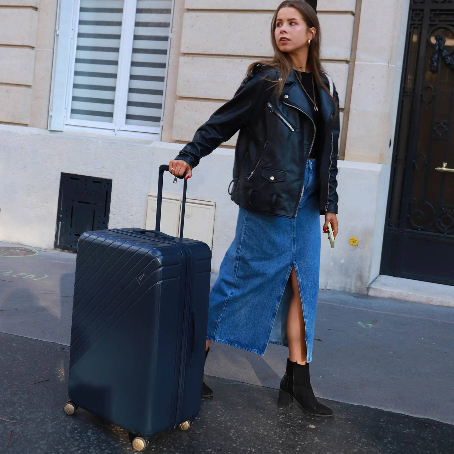 ELLE Louvre Polycarbonate 2-Piece Luggage Set - Stiles Supply Co.