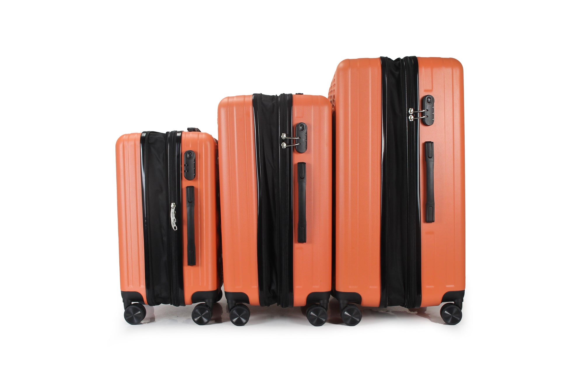 IZOD Golf Expandable Hard shell Lightweight 3 Piece Luggage Set - Stiles Supply Co.