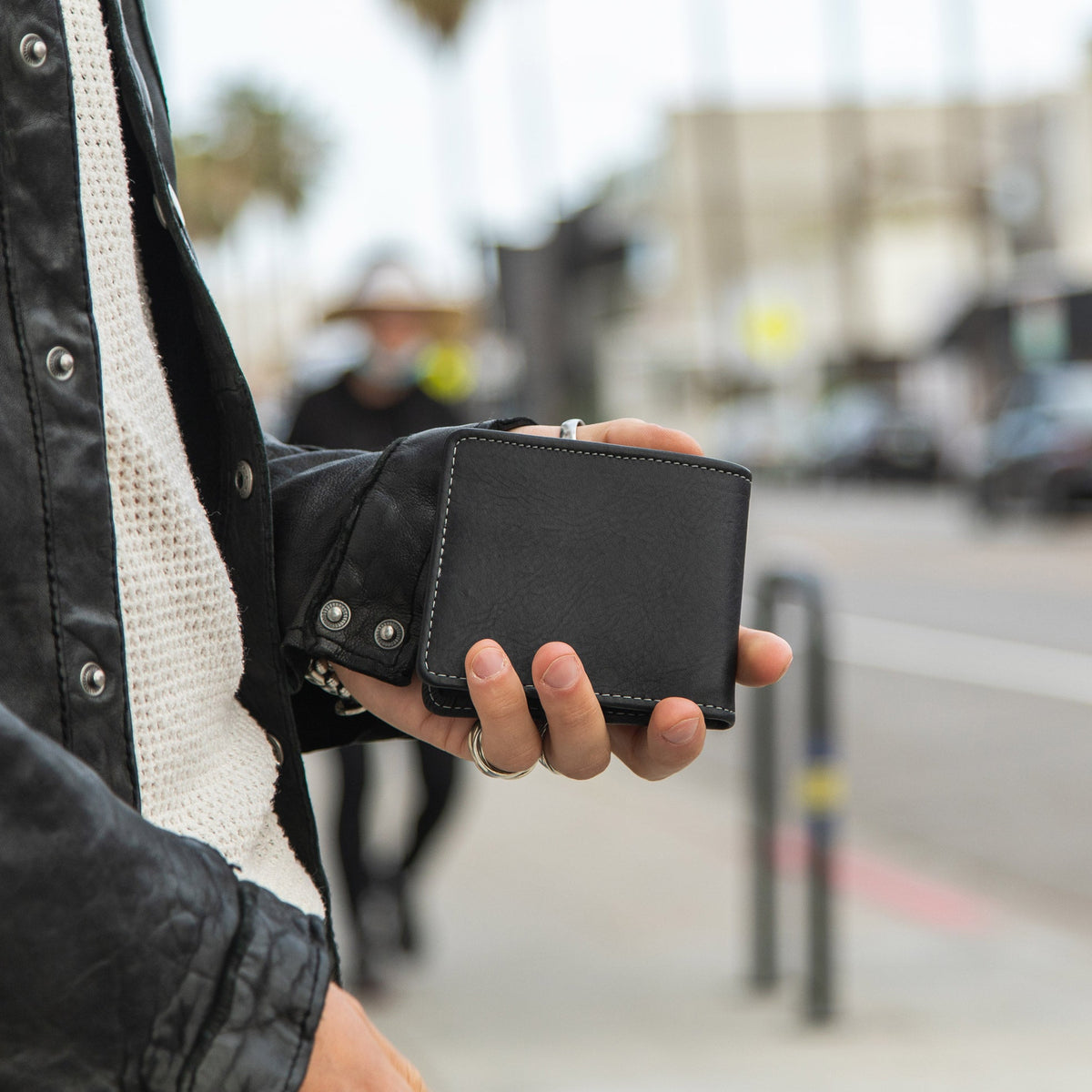 CASUPO Large Billfold Wallet with RFID protection - Black