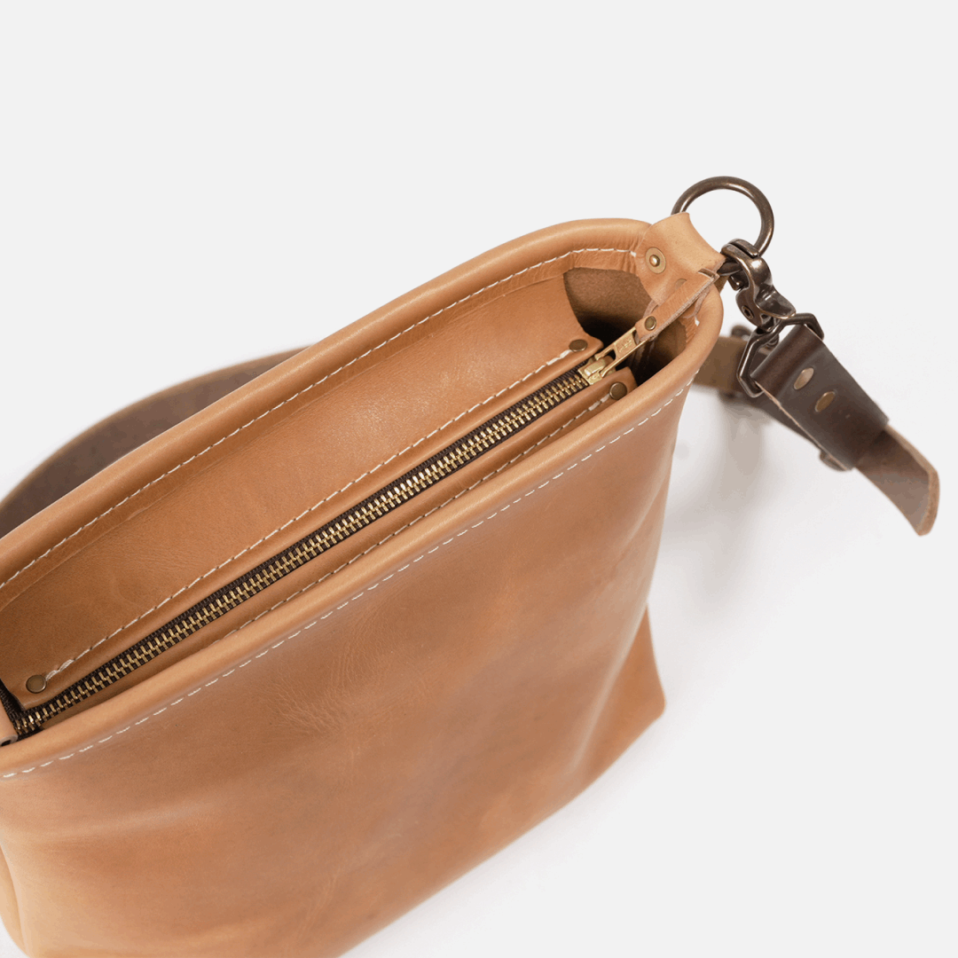 Range Leather Kennedy Pocketless Crossbody