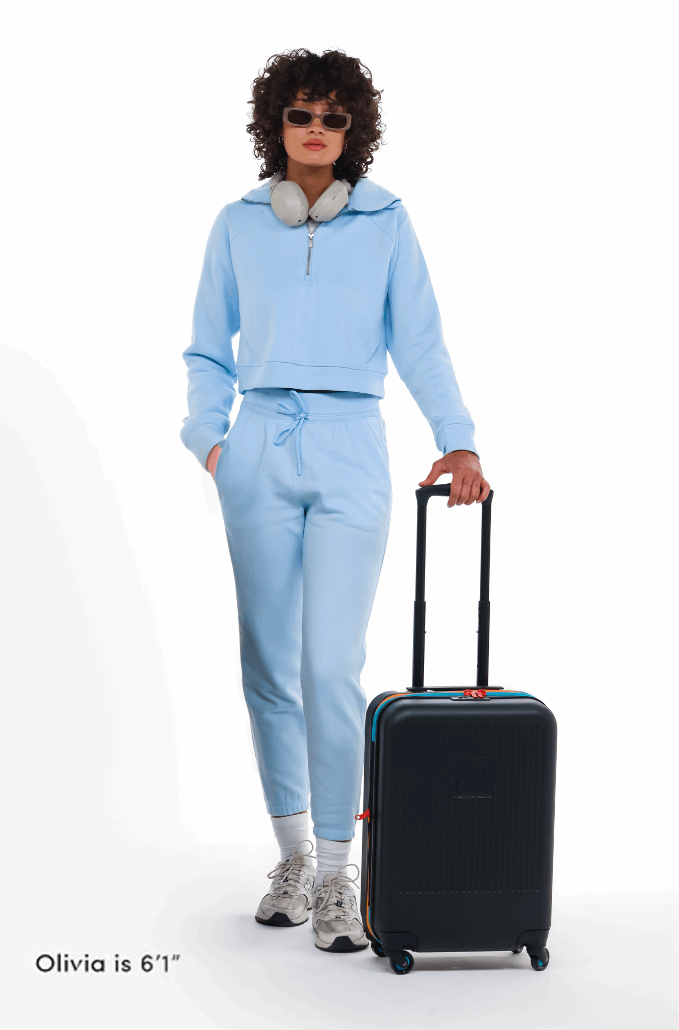 Sherpani Meridian 22" Carry-On Luggage
