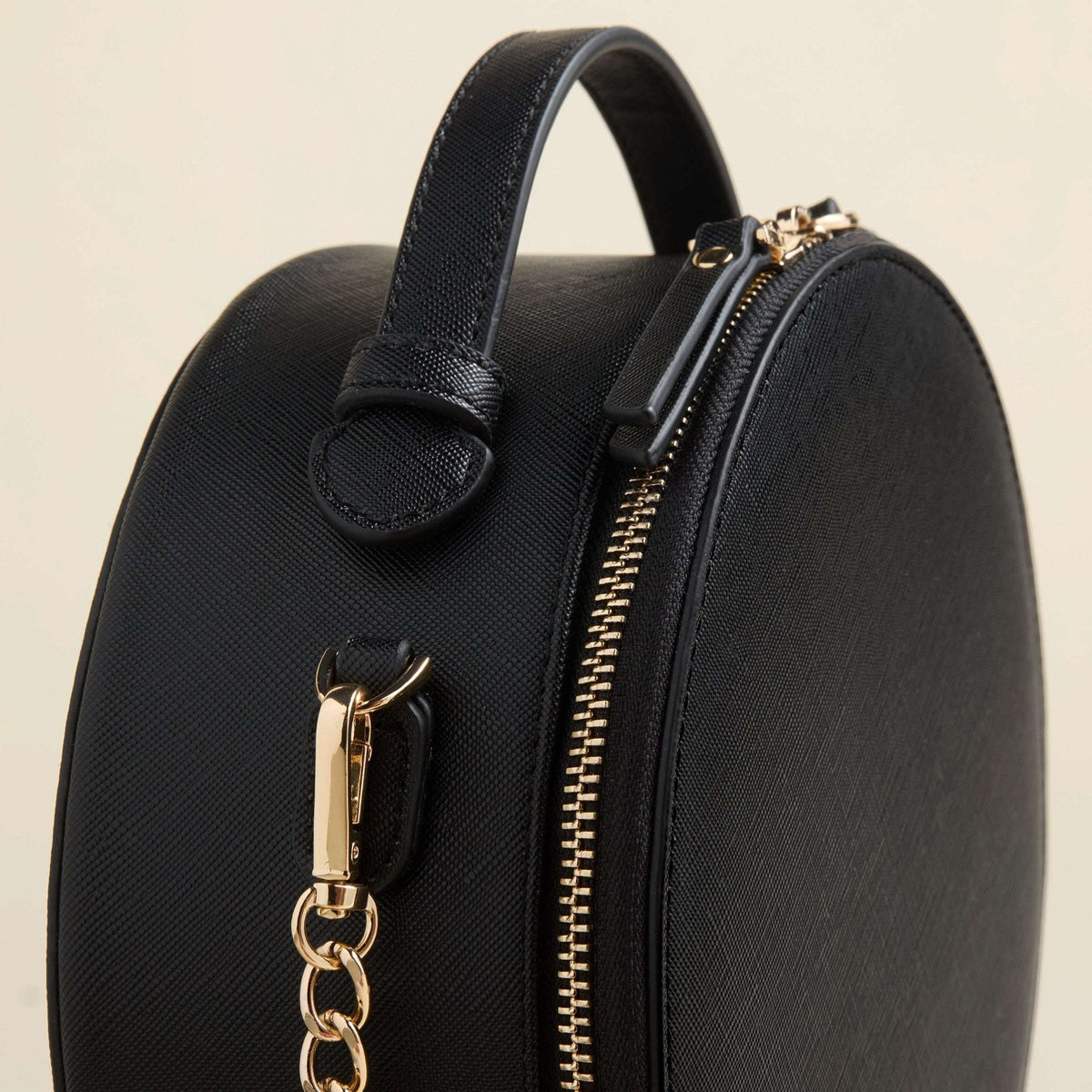 Hudson + Bleecker Nomad Round Travel Case - Black