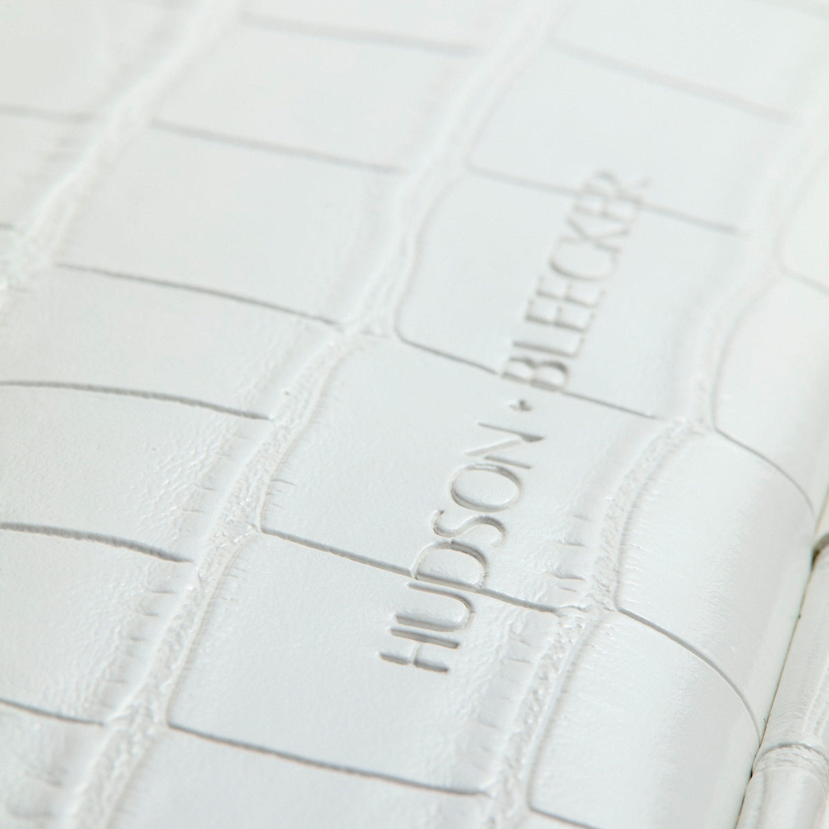 Hudson + Bleecker Nomad Round Travel Bag - White Crocodile