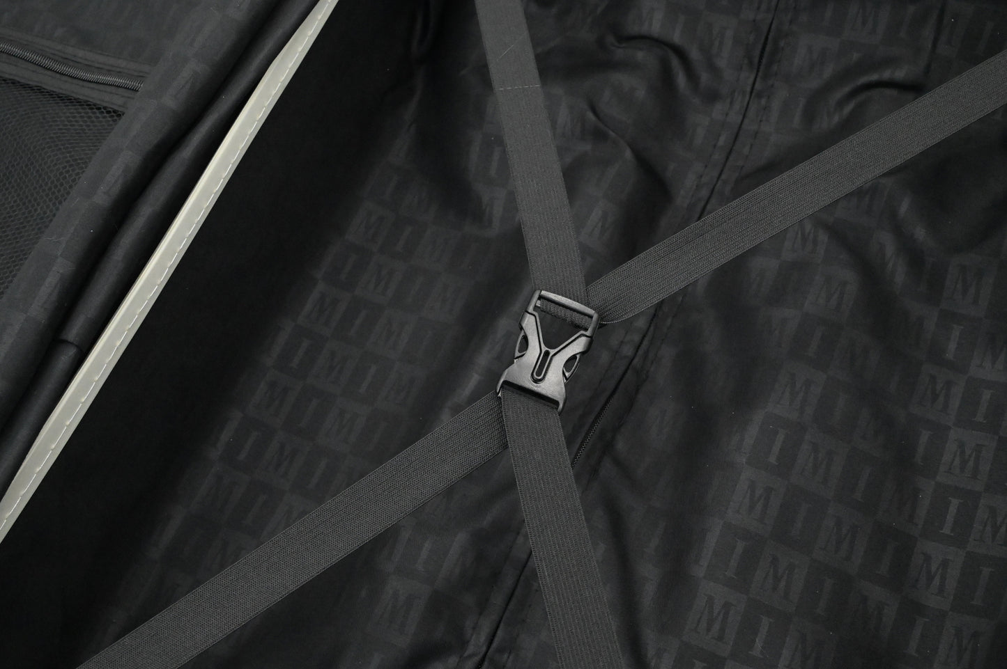 ISAAC MIZRAHI AERO 3-Piece Luggage Set – Lightweight Expandable ABS Hard Shell Suitcases with Spinner Wheels (28”/24”/20”) – Designer Travel Set