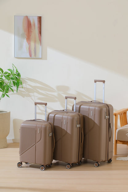 IZOD Zora Lightweight Hard Shell 3 Piece Luggage Set - Stiles Supply Co.