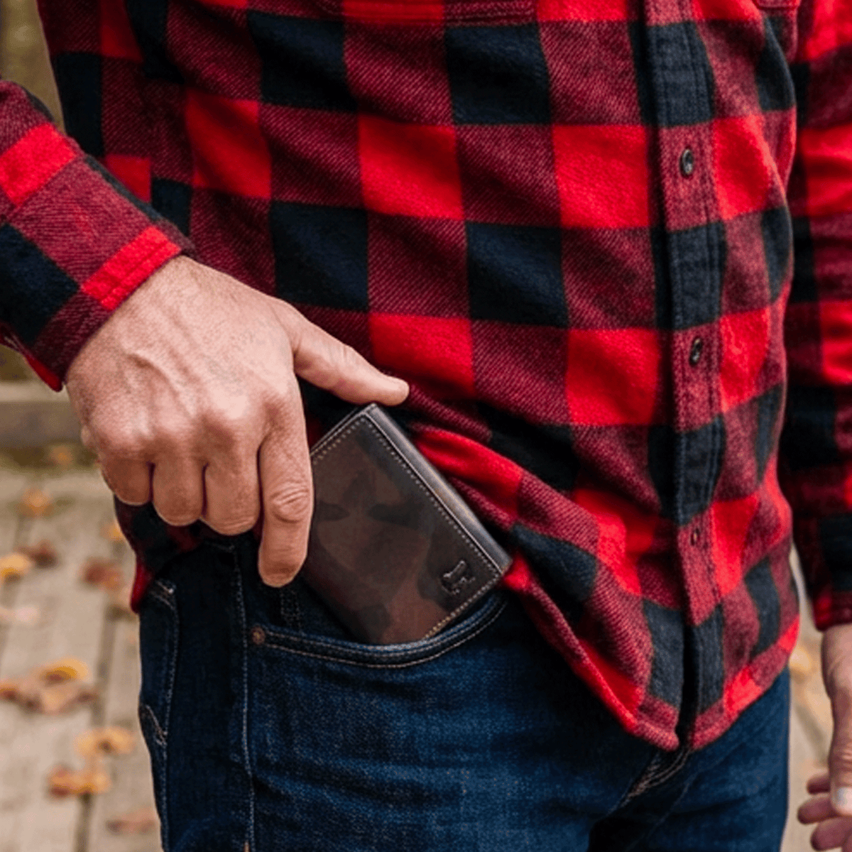 Will Leather Goods Military Trifold Wallet