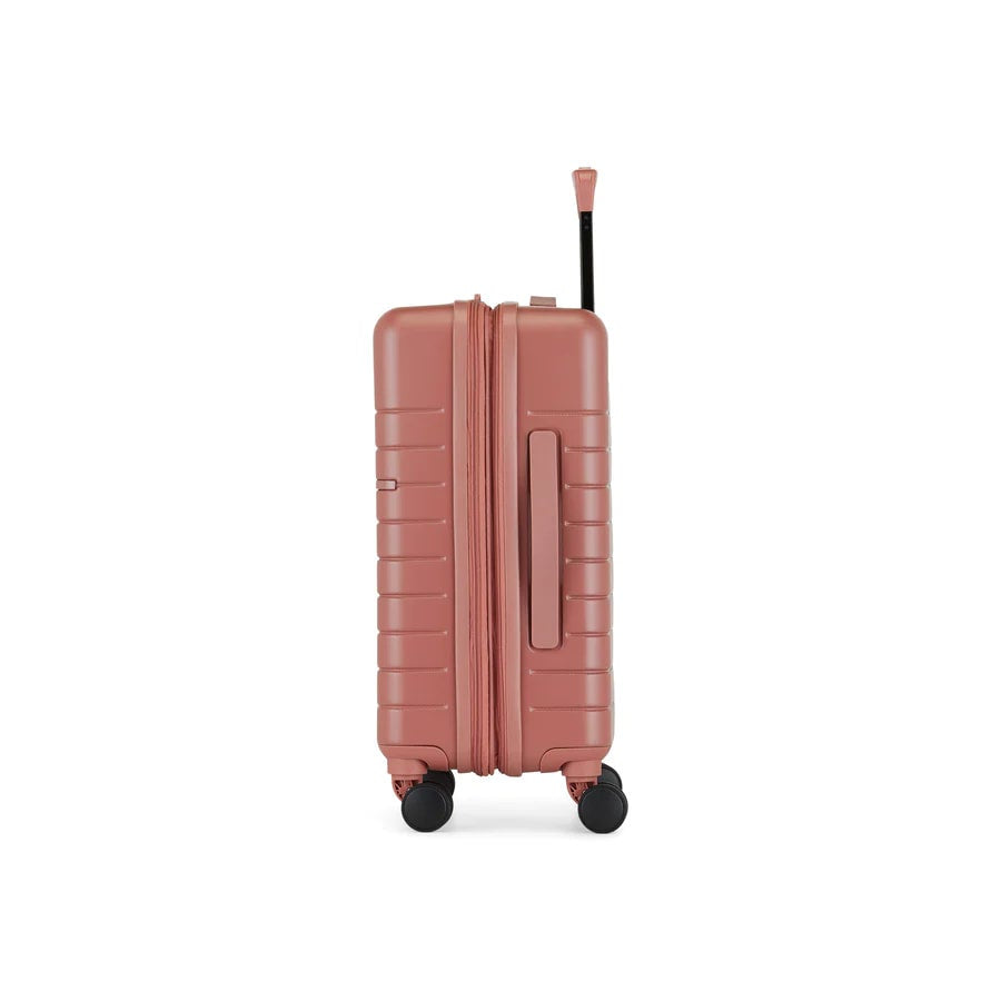 Bugatti Munich Carry-On 21 Inch Luggage