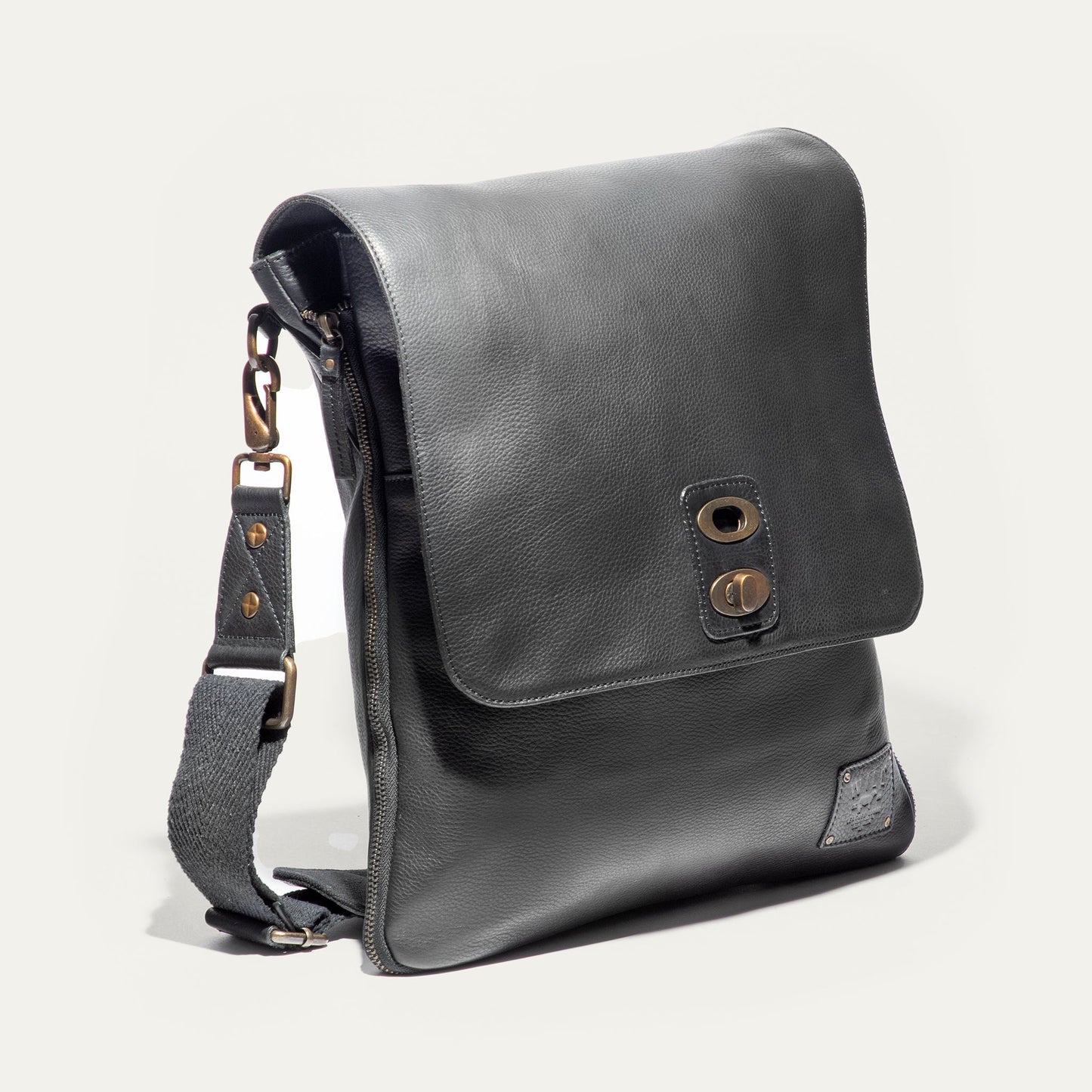 Will Leather Goods Otto Crossbody