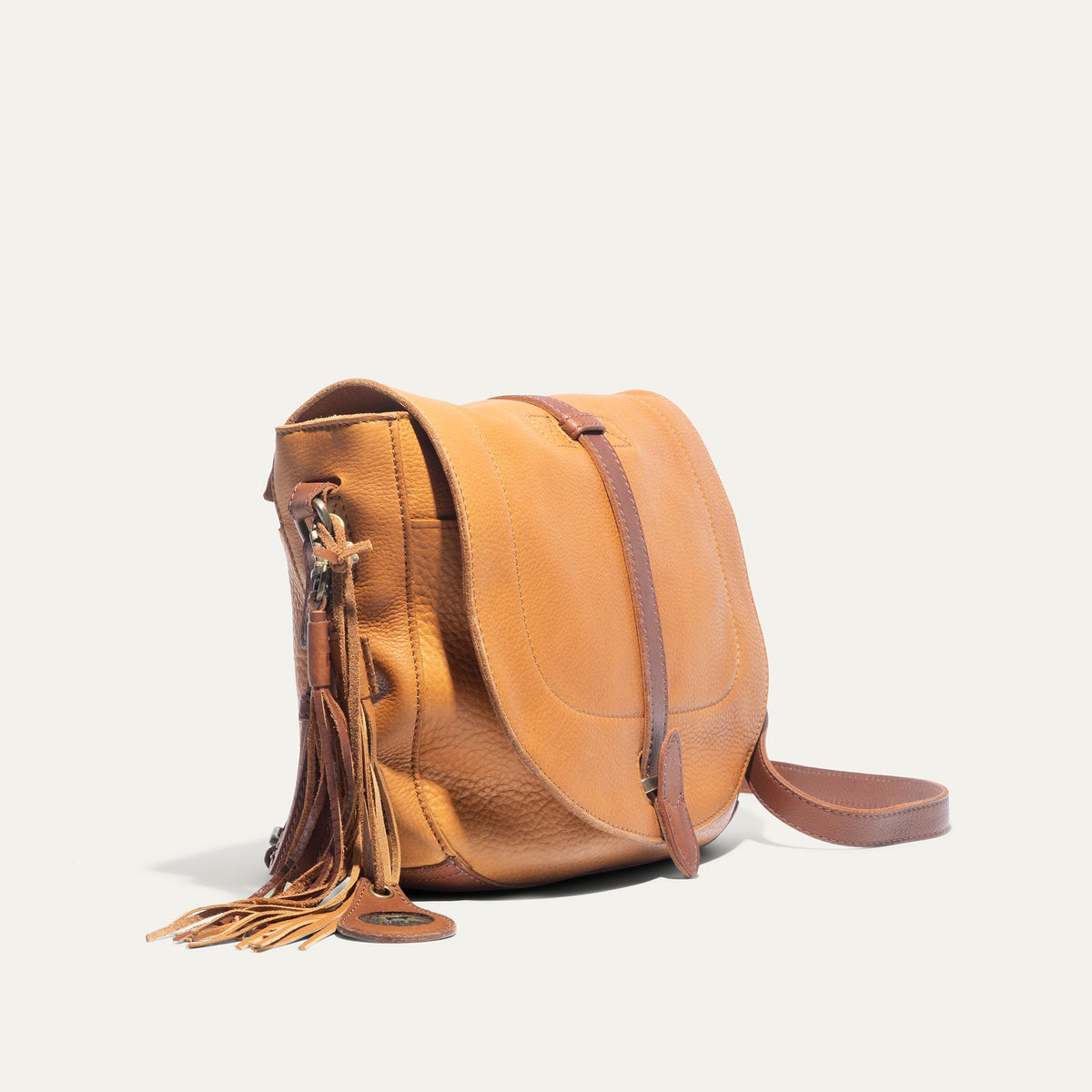 Will Leather Goods Seneca Leather Crossbody