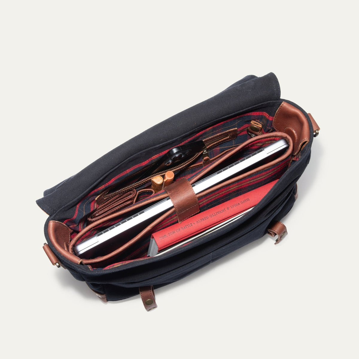 Will Leather Goods Wallace Messenger Bag