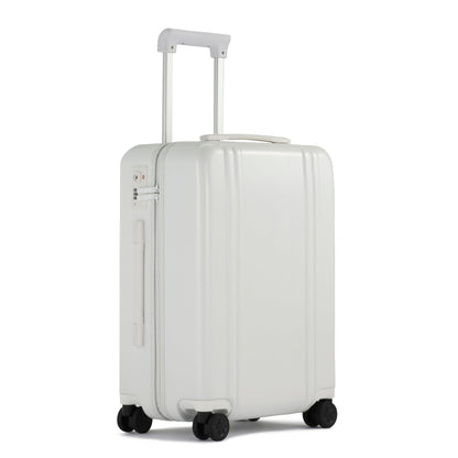 Zero Halliburton Classic Lightweight 4.0 Continental Carry-On 37L