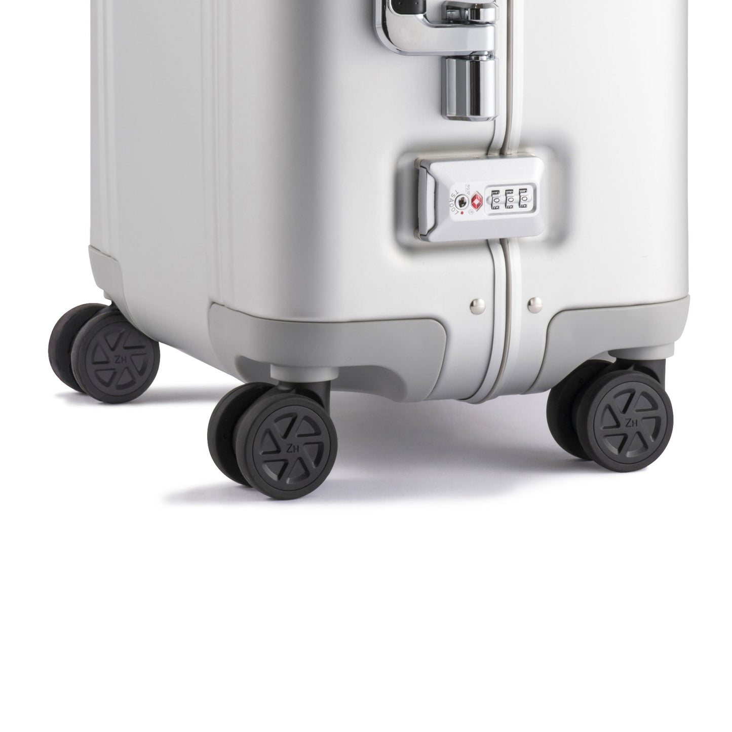 Zero Halliburton Classic Aluminum 3.0 | International Carry-on 33L