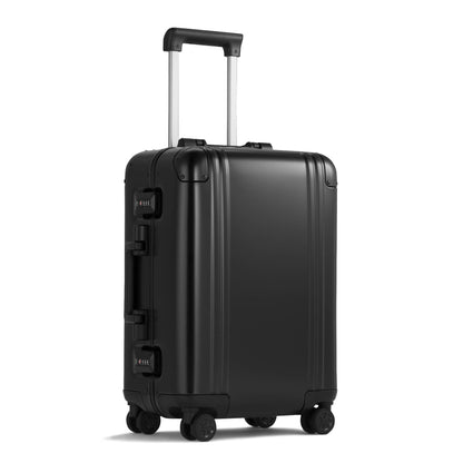 Zero Halliburton Classic Aluminum 3.0 | Continental Carry-on 37L