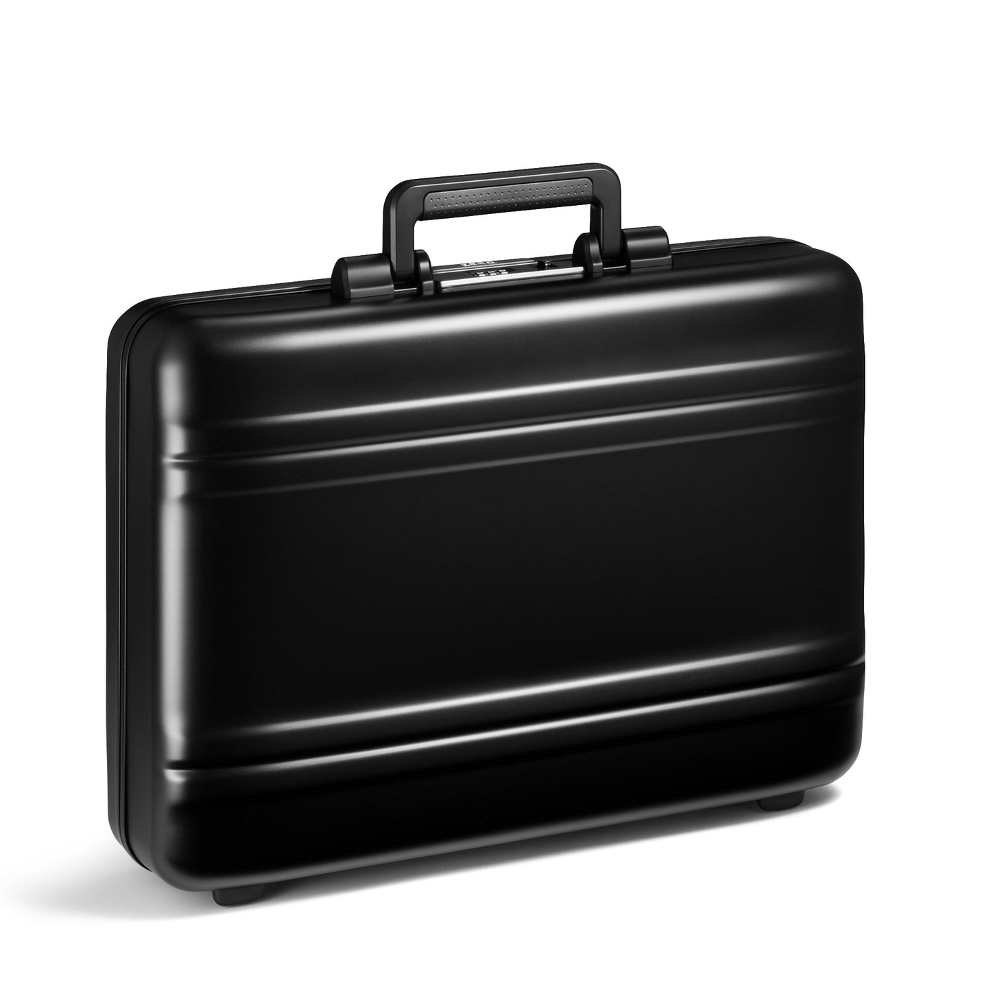 Zero Halliburton Classic Aluminum 3.0 | Medium Attache Case