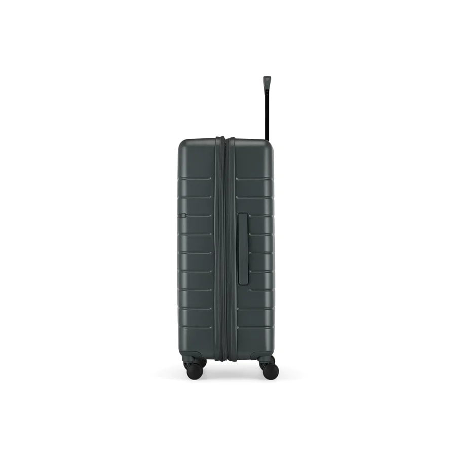 Bugatti Munich Check-in 30 Inch Large Luggage