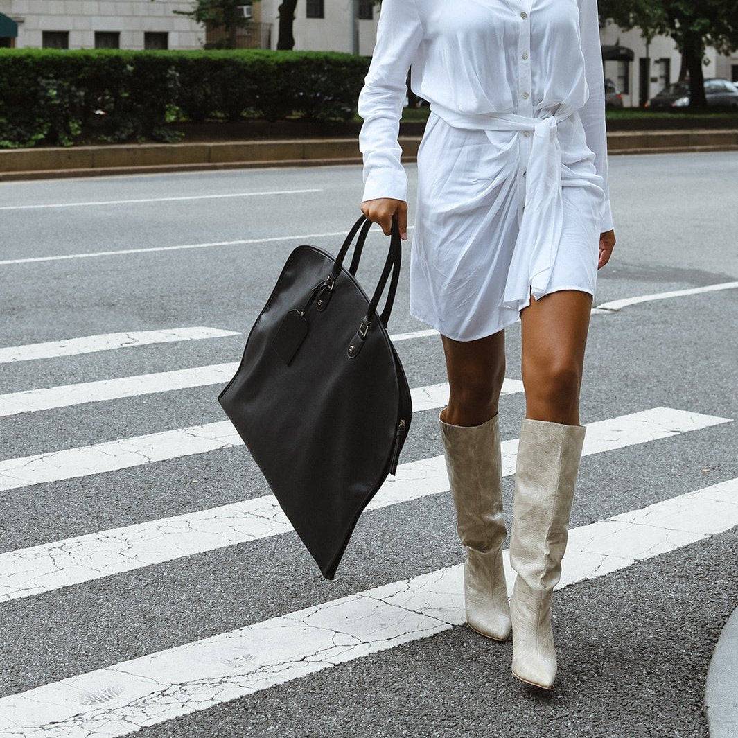 Hudson + Bleecker Bon Voyage Garment Bag - Black