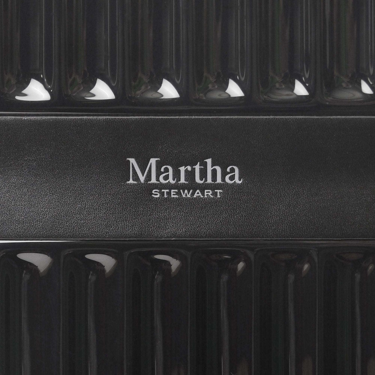 Martha Stewart The Bedford 22" Hardcase Carry-On