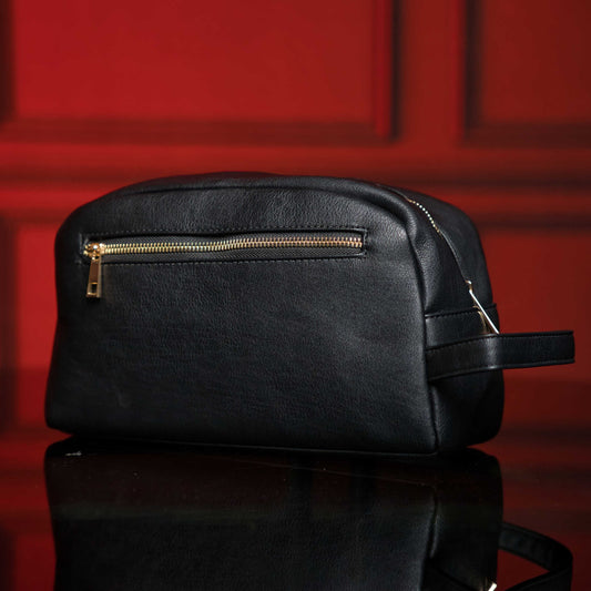 Sole Premise Black Leather Toiletry Bag