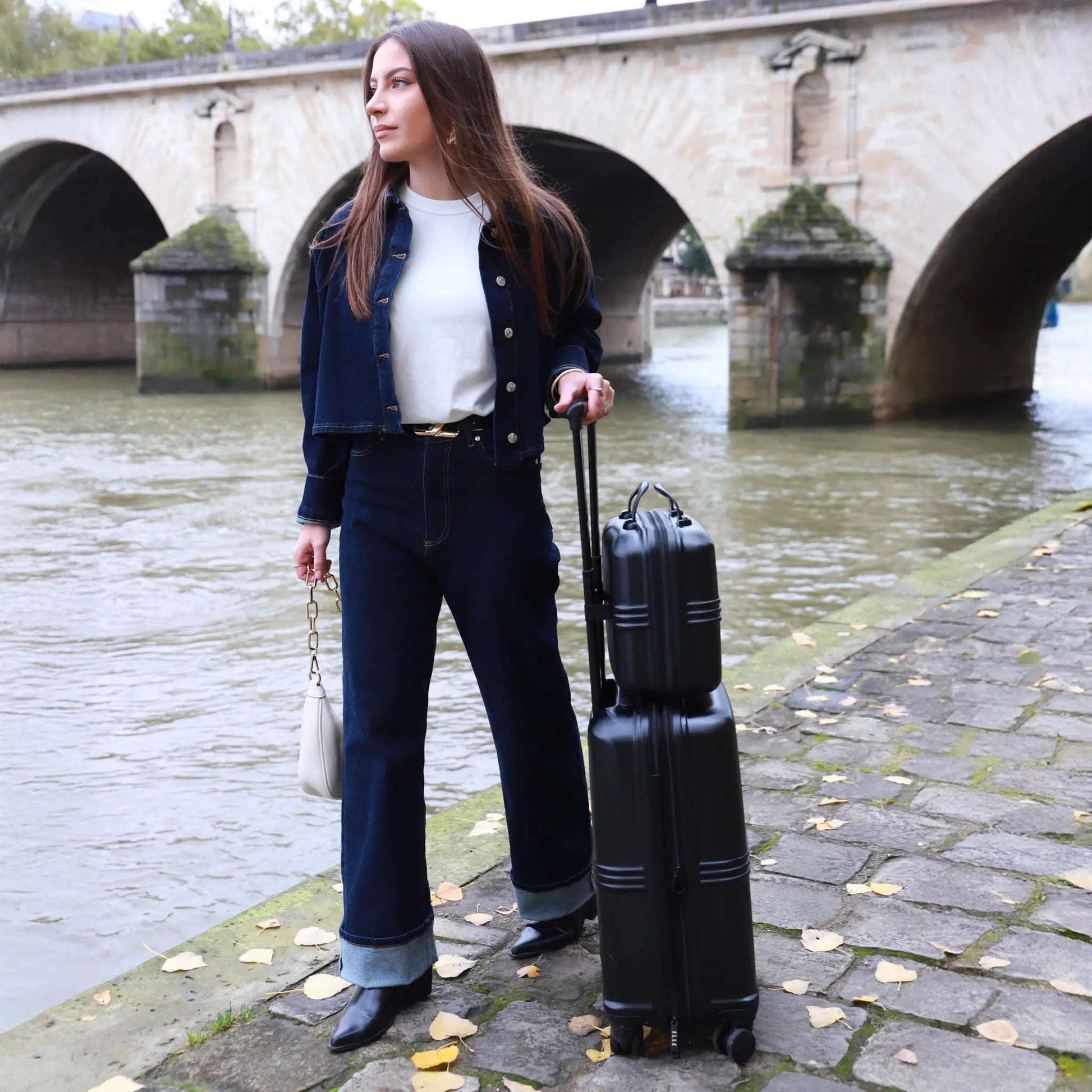 ELLE Expedition Polycarbonate Luggage Set - Stiles Supply Co.