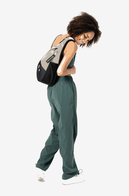 Sherpani Esprit Sling Bag