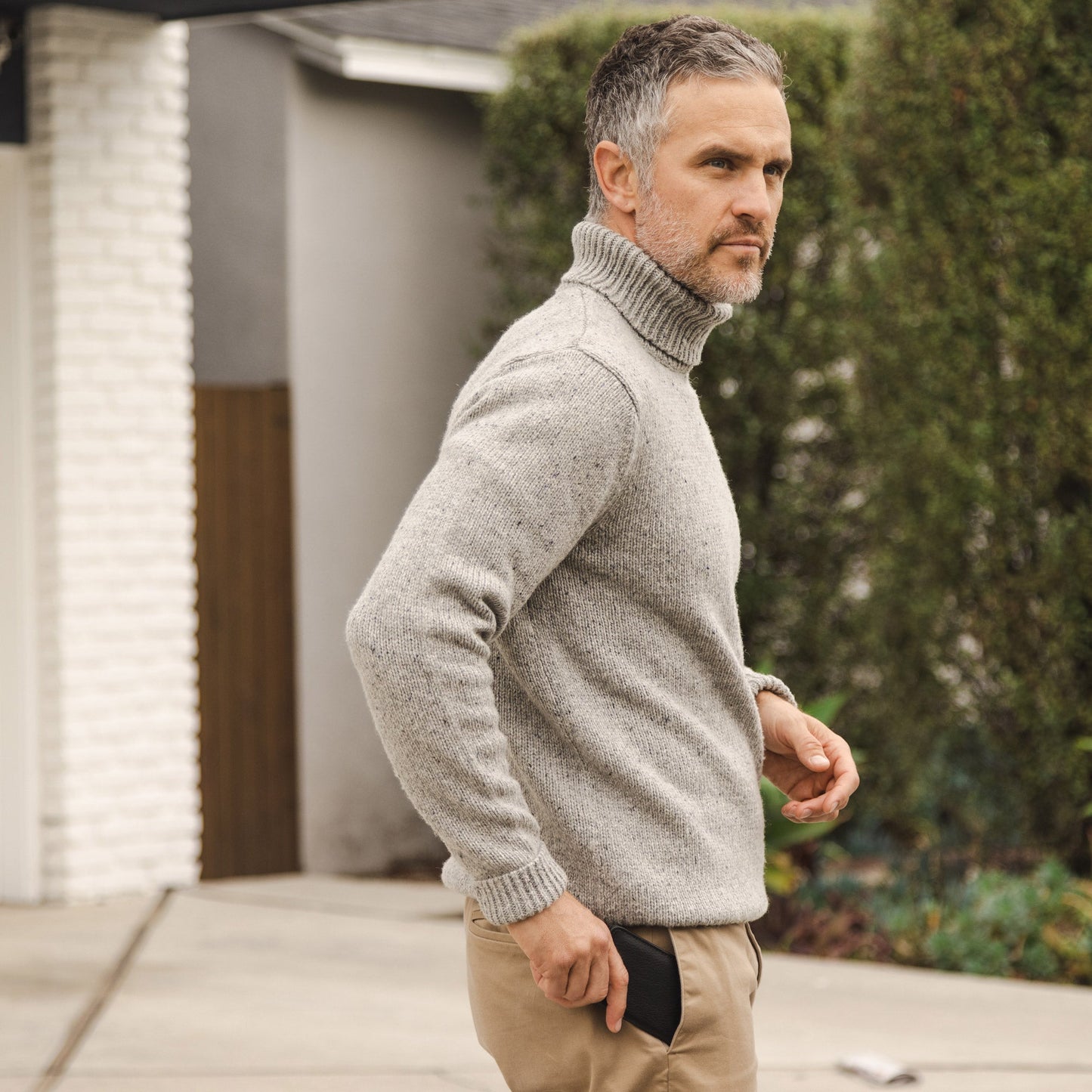 CASUPO Compact Bifold with RFID protection - Black