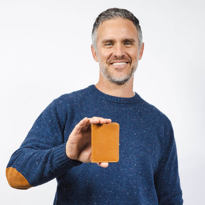 Compact Bifold with RFID protection - Natural