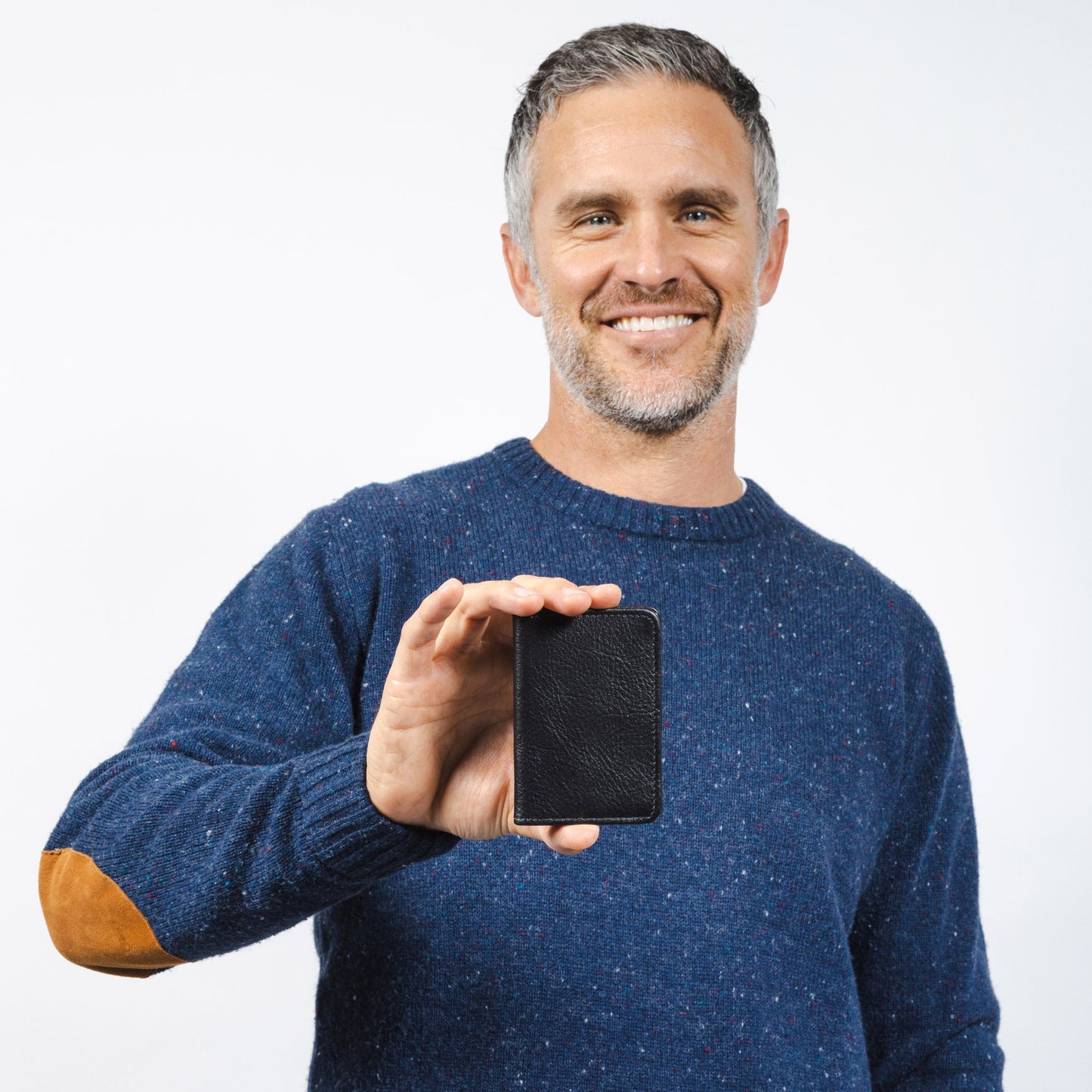 CASUPO Compact Bifold with RFID protection - Black