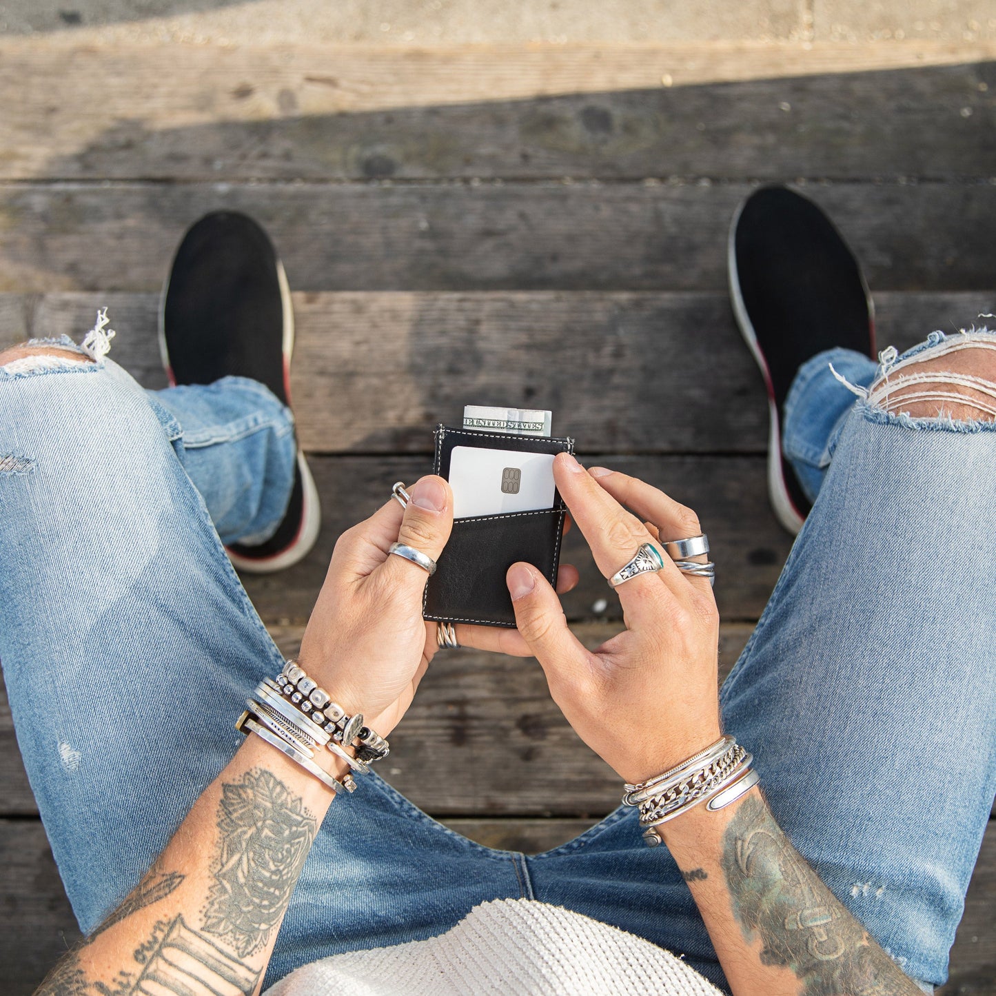 CASUPO Minimalist Wallet With RFID Protection - Pink