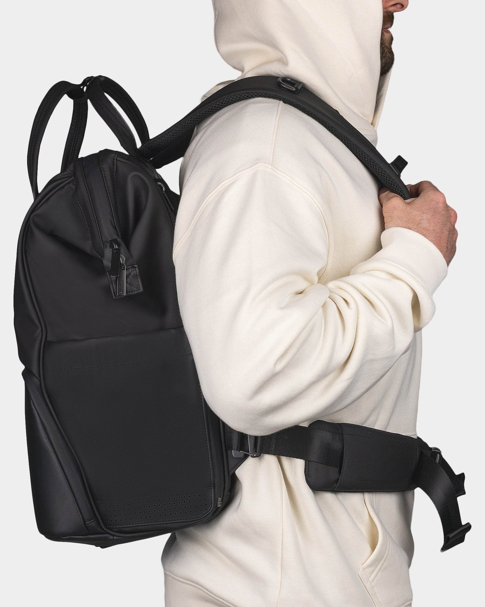 Portland Gear Getaway Hip Belt side view in Black