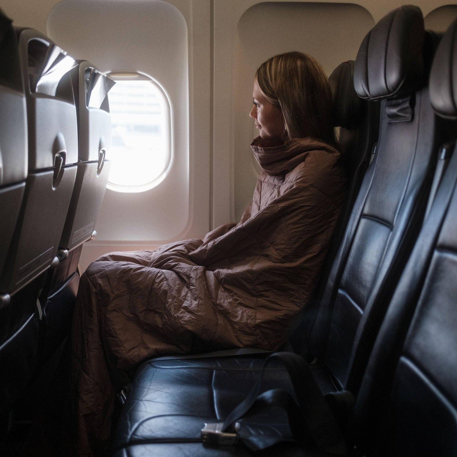 Gravel Layover™ Travel Blanket - Packable & Puffy | Quartz - Stiles Supply Co.