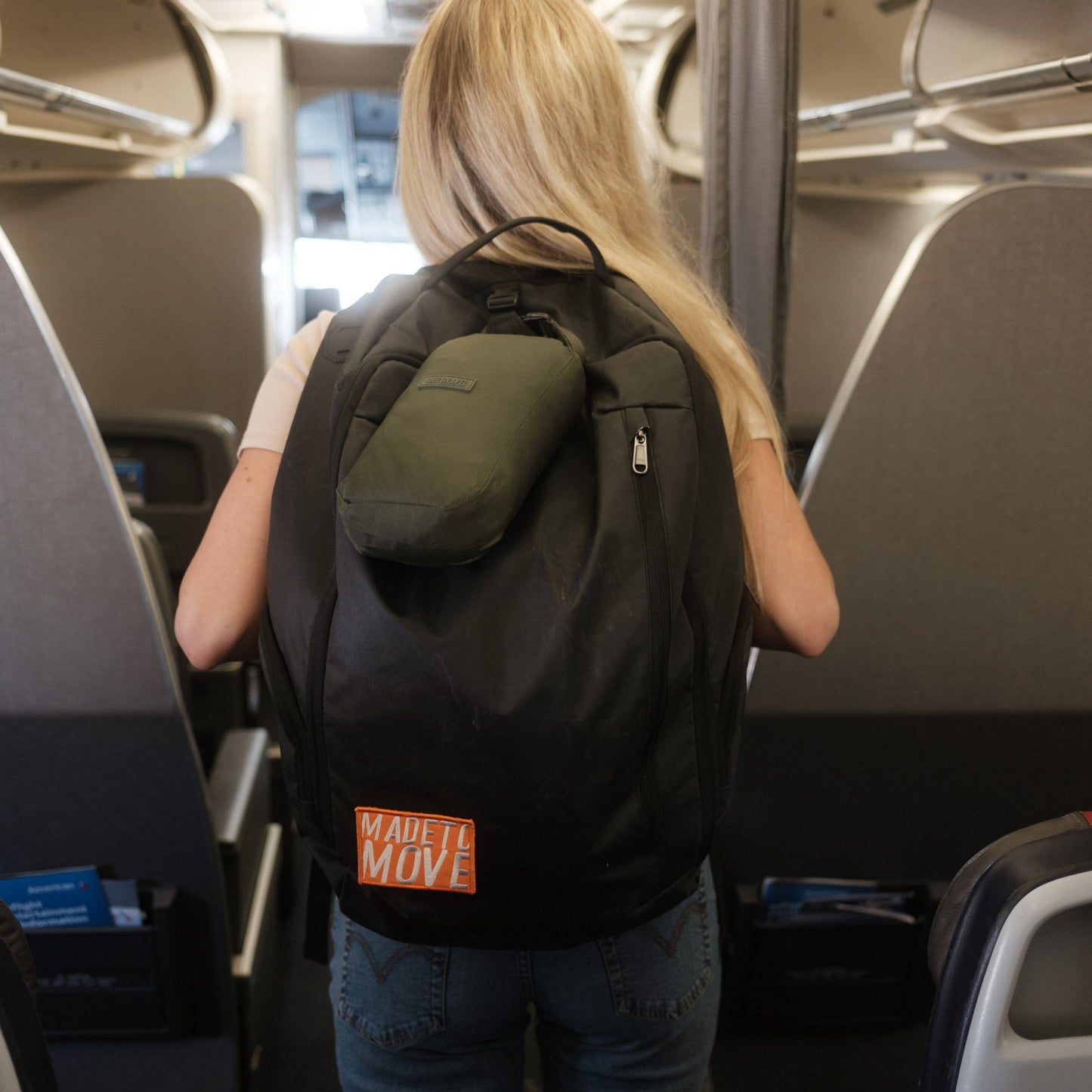 Gravel Layover™ XL Travel Blanket - Packable & Puffy | Spruce - Stiles Supply Co.