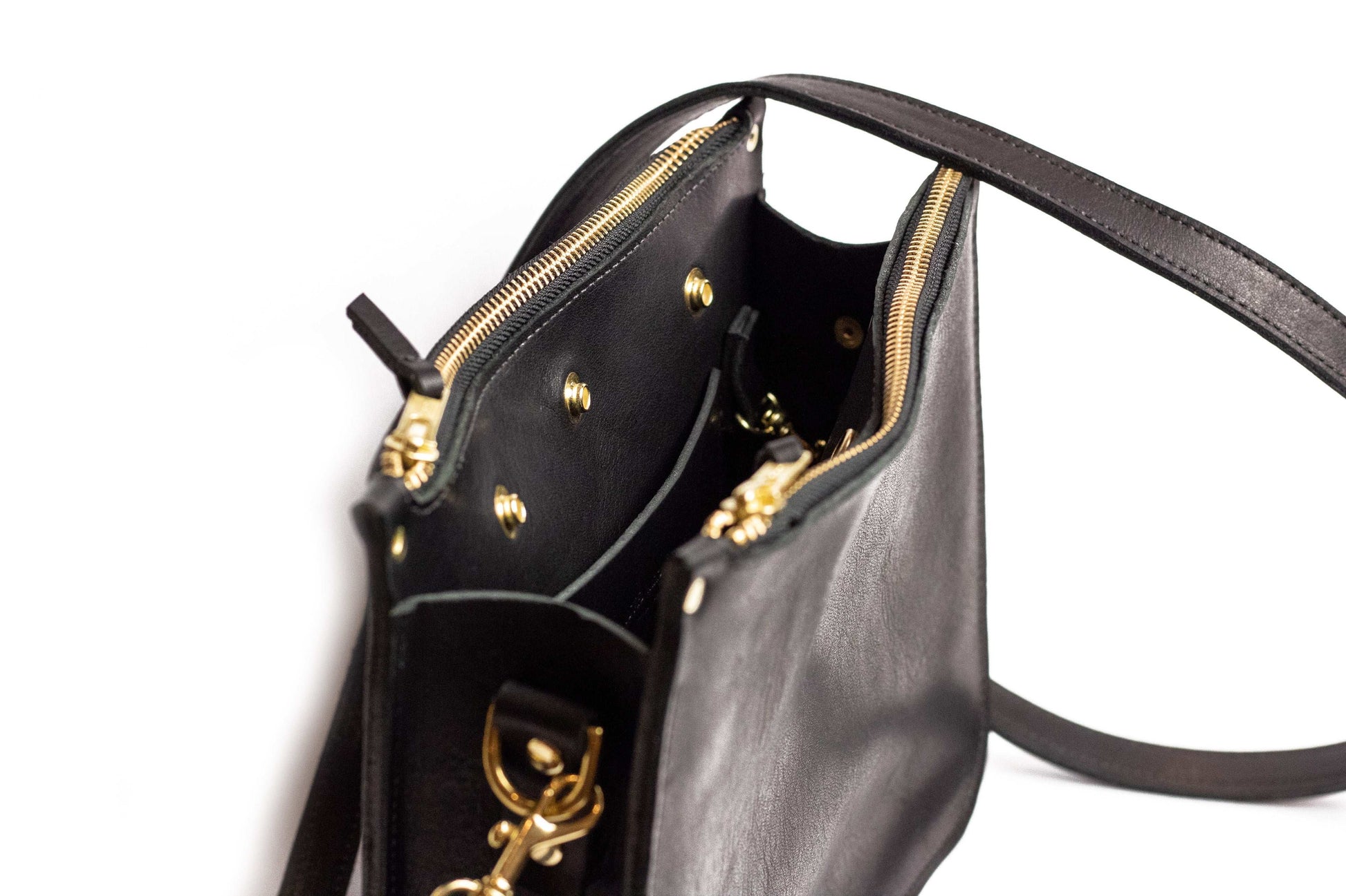 Twisted Arrow Hannah Purse