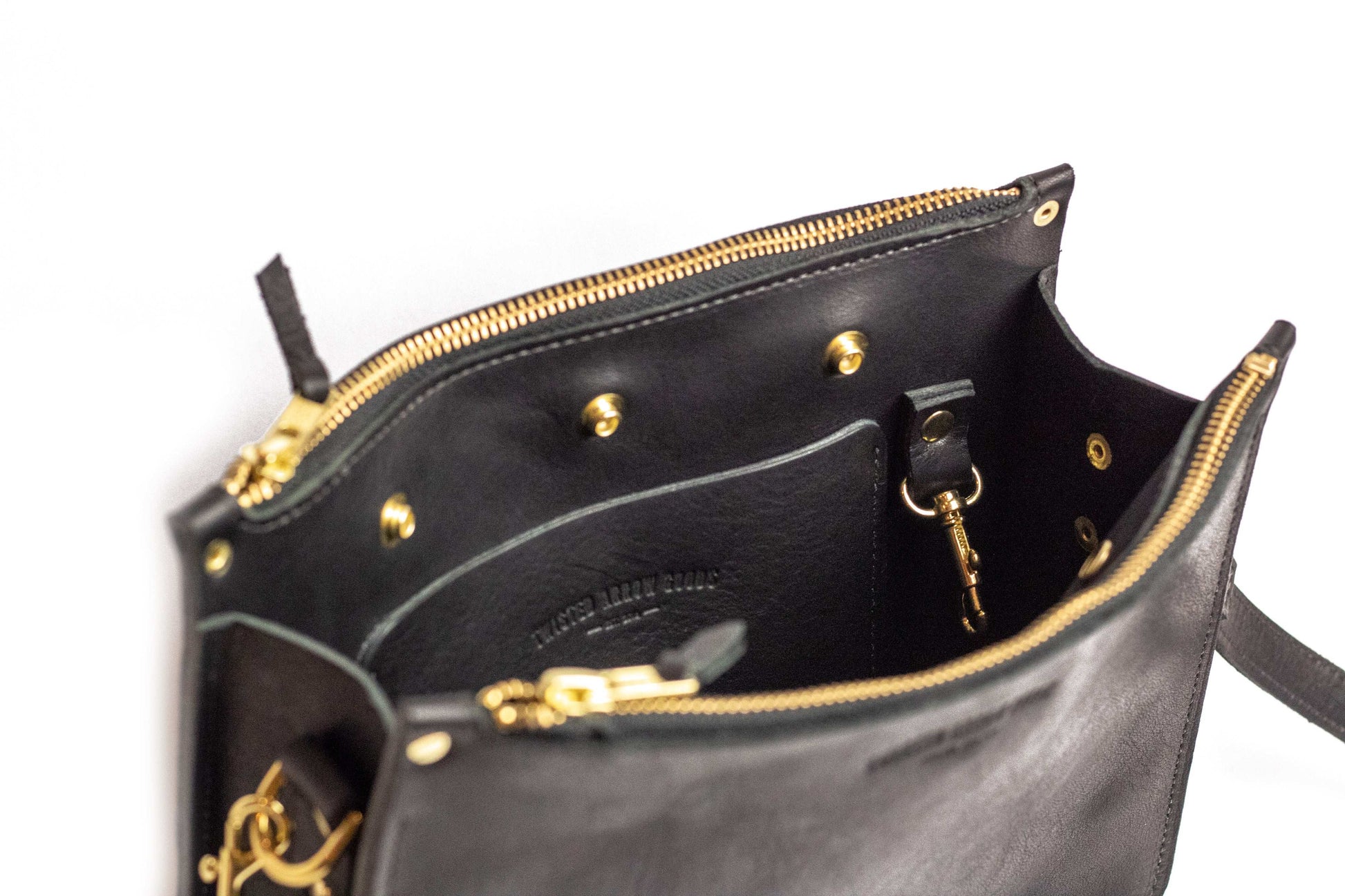 Twisted Arrow Hannah Purse