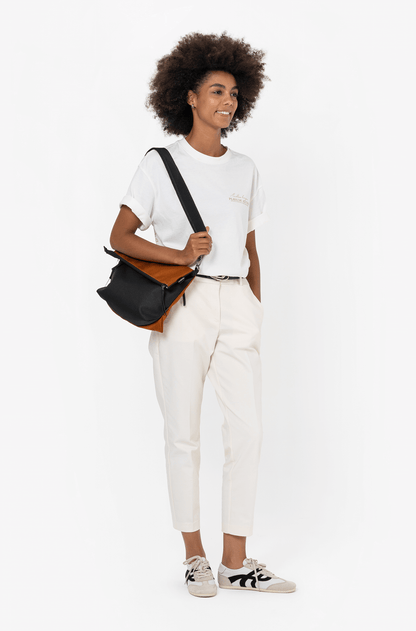 Sherpani Vale 2-in-1 Reversible Crossbody