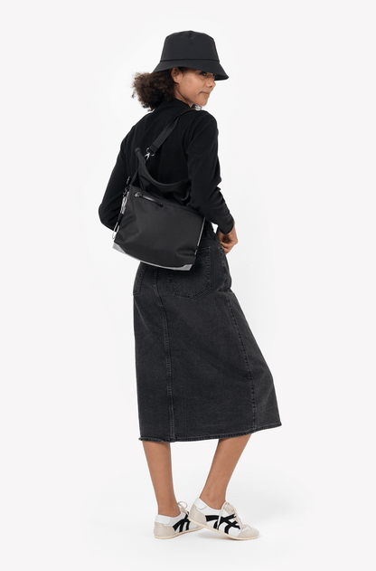 Sherpani Vale 2-in-1 Reversible Crossbody