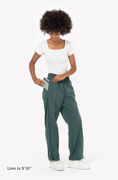 Sherpani Vienna Passport Wallet | RFID Blocking