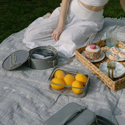 Hudson + Bleecker Nomad Round Travel Case - Lagoon Blue