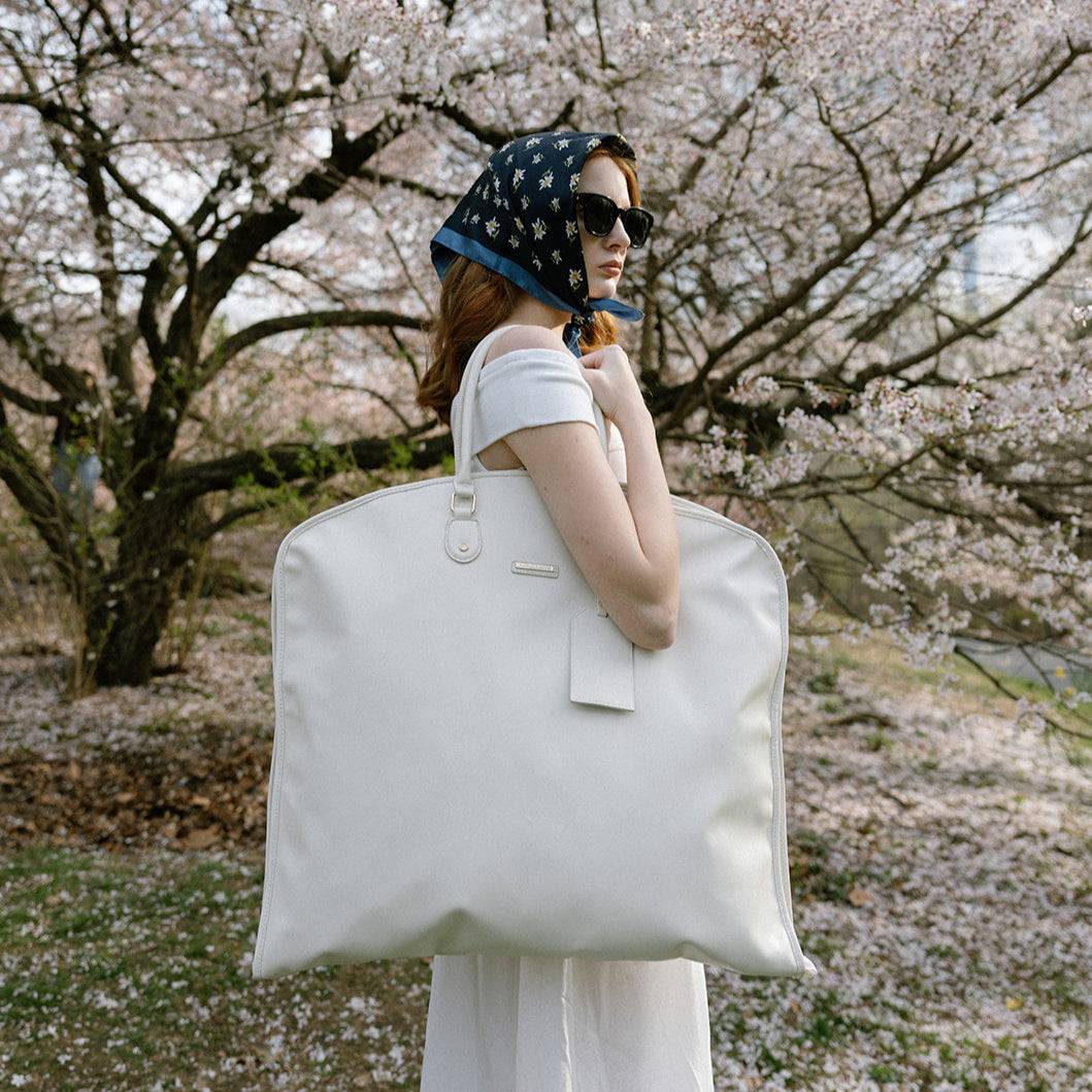 Hudson + Bleecker Bon Voyage Garment Bag - Ecru
