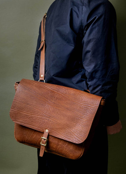 WP Standard The Bull Messenger Bag