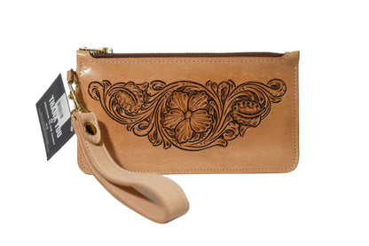 Twisted Arrow Sheridan Hannah Wristlet