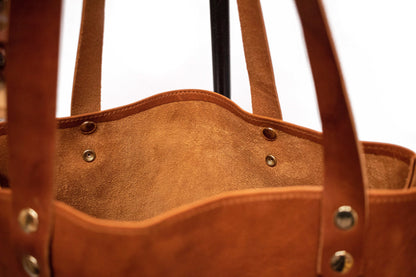 Twisted Arrow Hannah Tote Bag