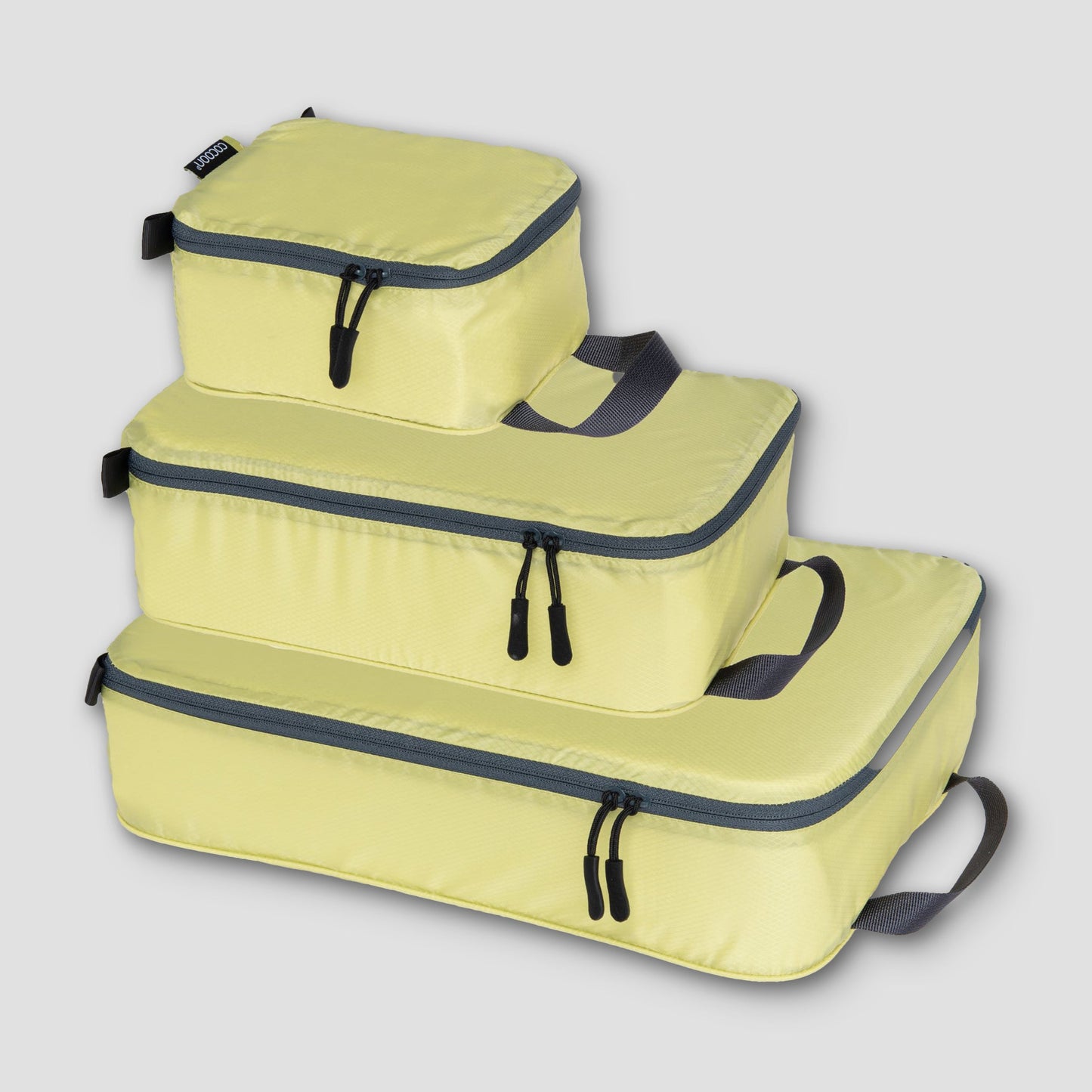 Discrete Light Packing Cubes